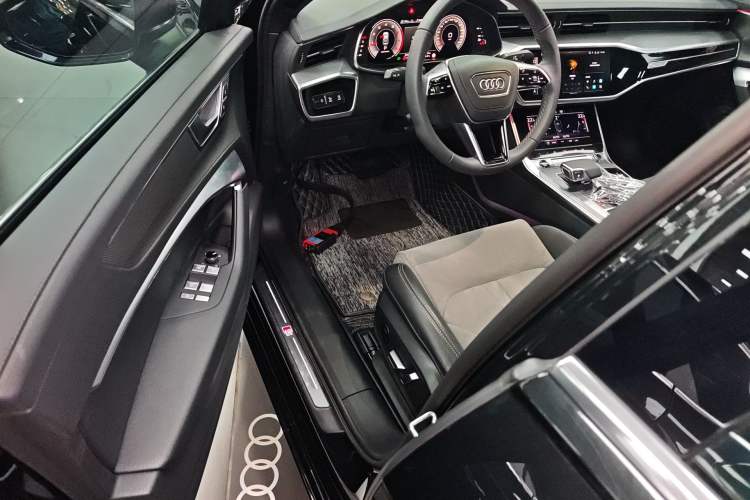 Used Audi A6L 2024 40 TFSI Luxury Dynamic Edition
