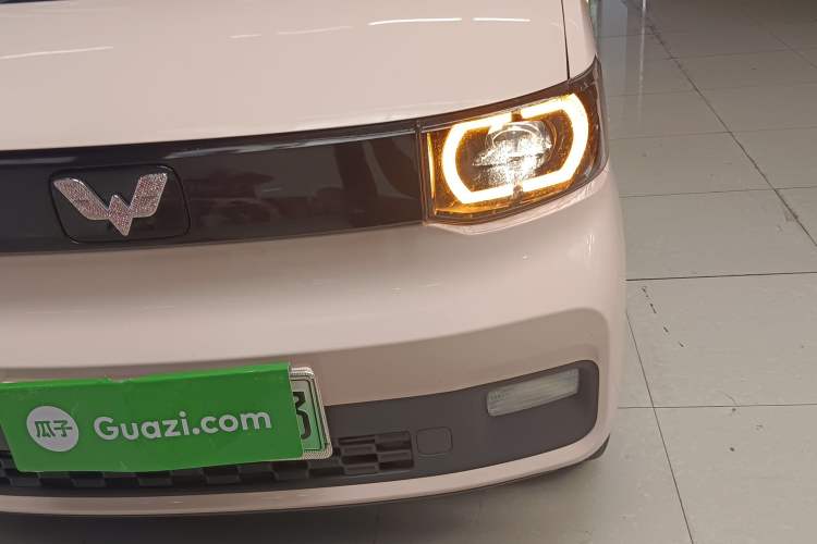 Used Wuling Hongguang MINIEV 2021 Macaron Premium Model – Lithium-NMC
