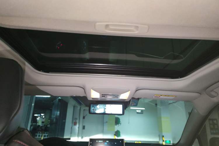 Used Toyota Wildlander New Energy 2021 High-Performance Edition 2.5L Two-Wheel Drive Powerful Version
