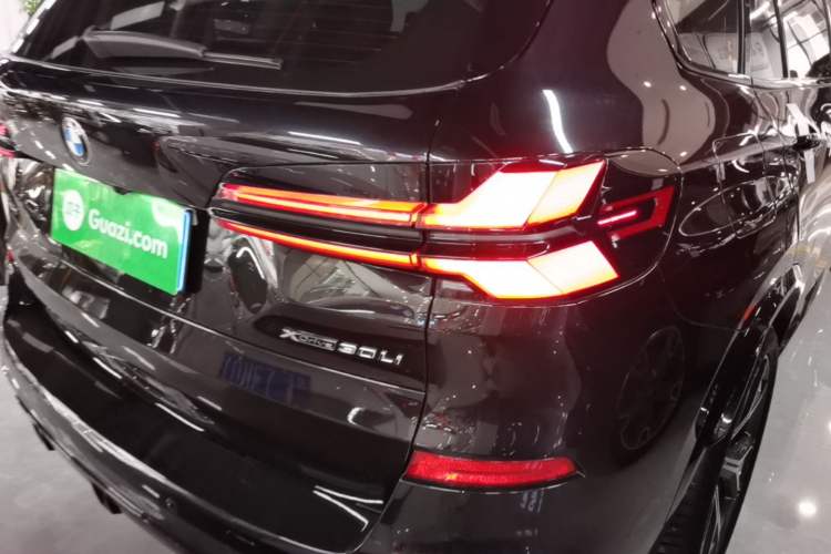 Used BMW X5 2023 xDrive 30Li Luxury M Sport Night Edition Package Right Rear Taillight