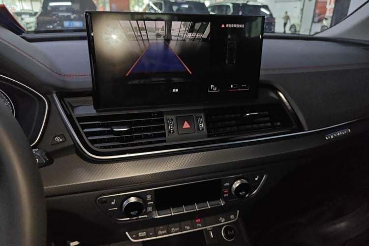 Used Audi Q5L 2022 40T RS Package Performance Model