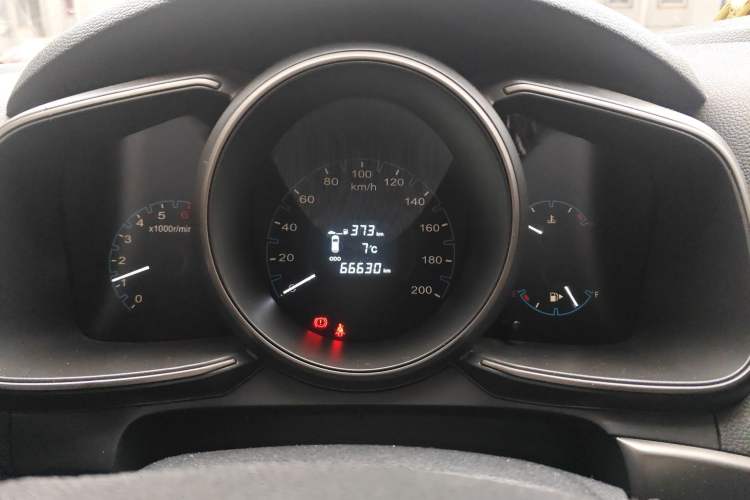 Used Oshan CX70 2016 1.6L Manual Comfort Model