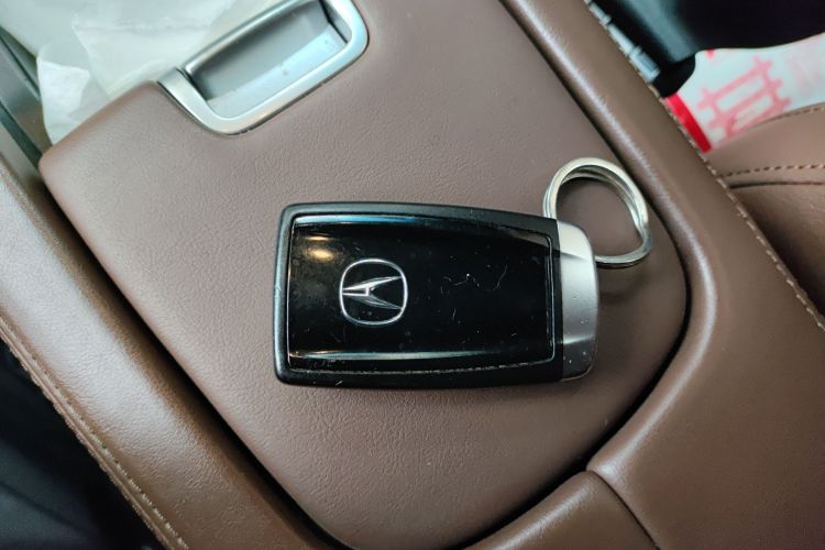 Used Acura CDX 2016 1.5T Two-Wheel Drive Deluxe Edition Vehicle Key