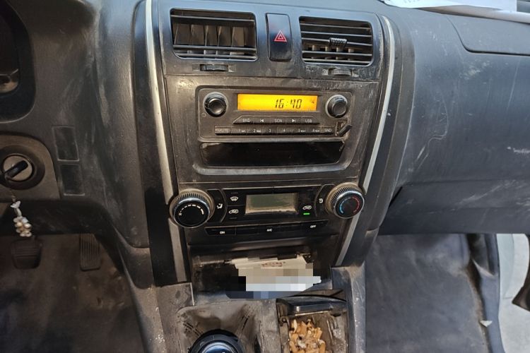 Used Jinbei Express 2017 2.0L Standard Version V19
