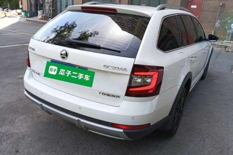 Used Skoda Octavia 2019 TSI230 DSG Luxury Edition Station Wagon China V Standard