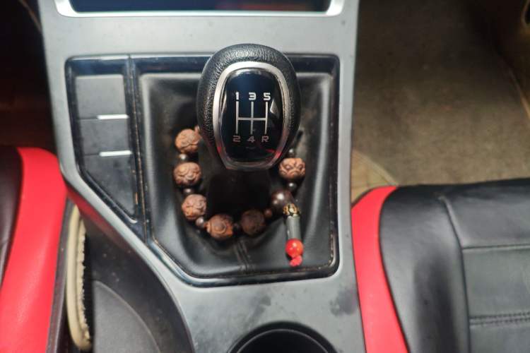 Used Geely Auto Emgrand 2020 1.5L Manual Luxury Model Gear Lever