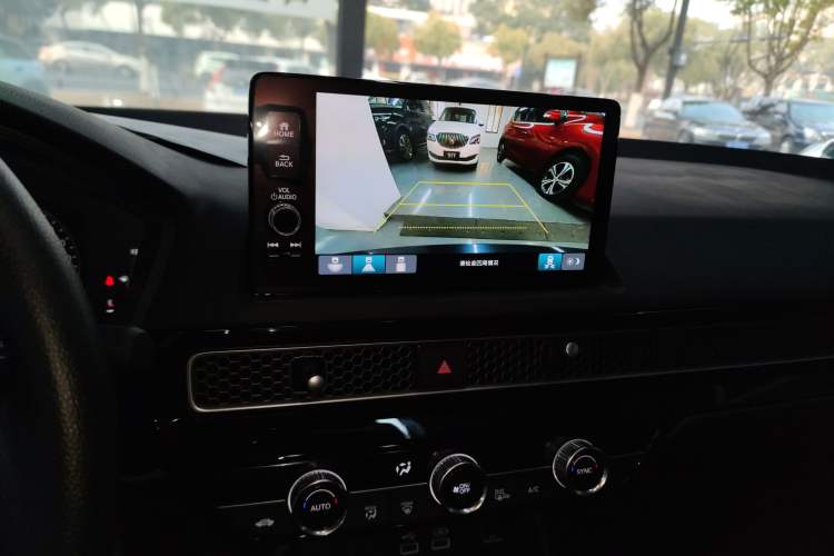 Used Honda Civic 2022 240TURBO CVT Dynamic Edition
