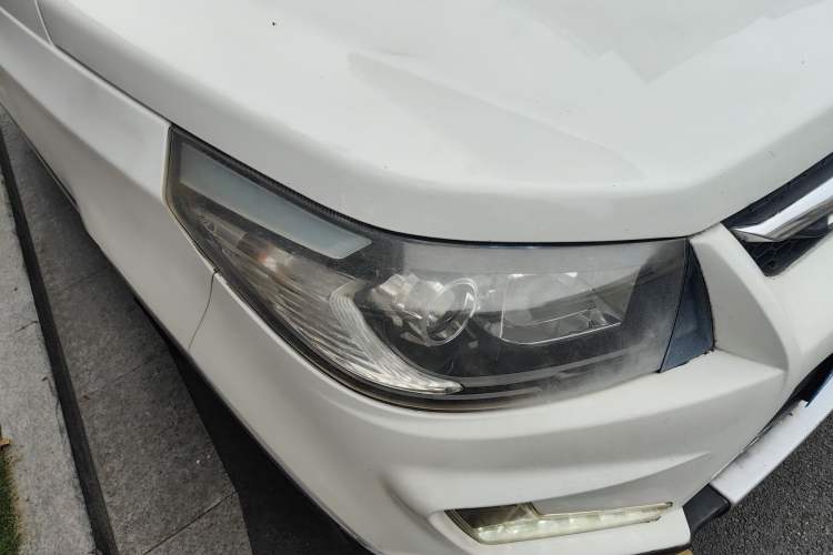 Used HYOSOW S3 2014 1.5L Comfort Version China IV Emission Standard