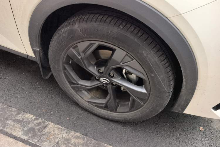 Used GAC Trumpchi GS3 2023 Shadow Speed 270T Enjoyment Edition Right Front Wheel Hub