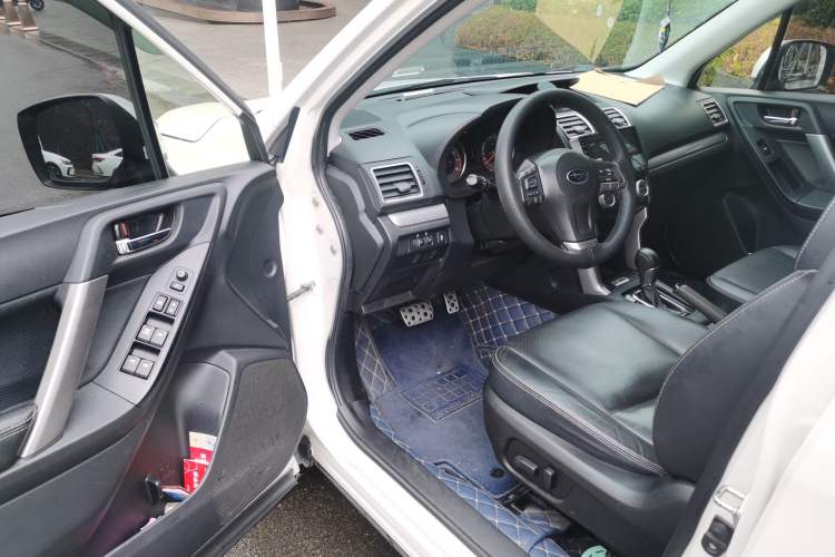 Used Subaru Forester 2015 2.0i Special Edition Commemorative Model
