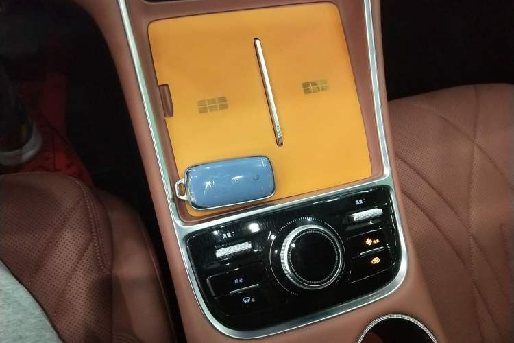 Used Geely Galaxy L6 2025 EM-i 140km Explorer+ Edition