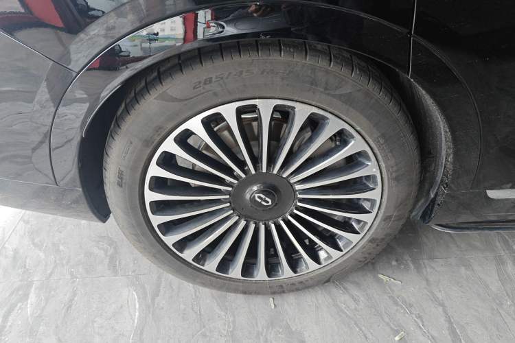 Used Hima AITO M9 2025 Extended-Range Ultra Version 52 kWh 6-Seater Exterior 5