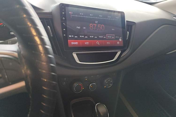 Used Chevrolet Cavalier 2016 1.5L Automatic Xinyue Edition Audio And AC Panel