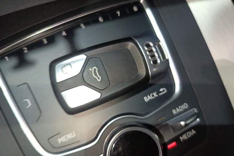 Used Audi Q5L 2018 40 TFSI Prestige Fashion Edition China V