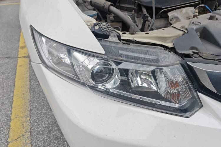 Used Honda Civic 2014 1.8L Automatic Classic Edition Right Front Headlight