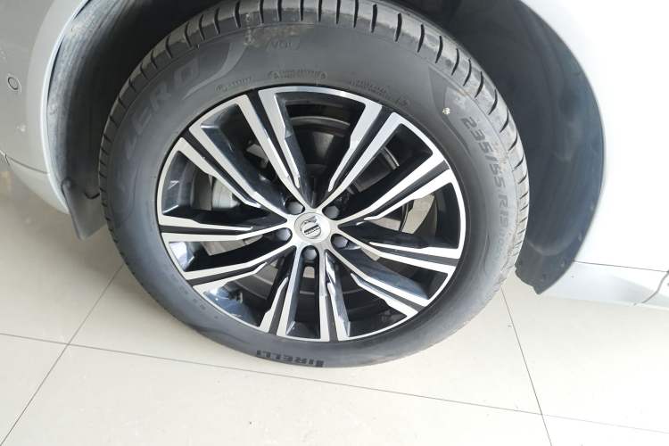 Used Volvo XC60 2022 B5 4x4 Zhiya Luxury Edition