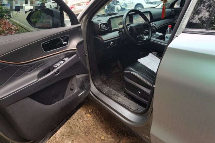 Used Chery Tiggo 9 2023 2.0T Dual-Clutch Two-Wheel Drive Prestige Version 7 Seats Driver Seat