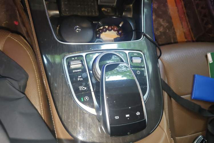 Used Mercedes-Benz E-Class 2016 E 300 L Sporty and Stylish Model