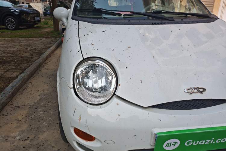 Used Chery QQ3 2012 Stylish Edition 1.0L Manual Start-Up Model
