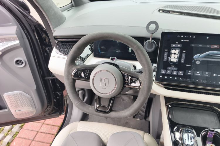 Used Zeekr 009 2022 ME Edition