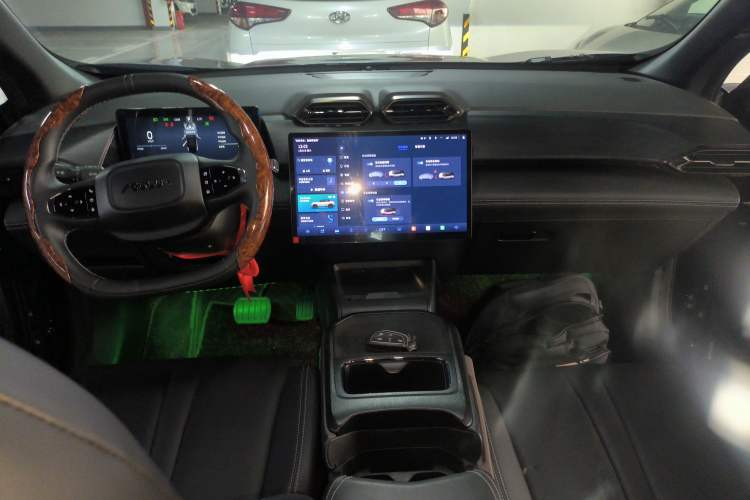 Used Dongfeng Aeolus L7 New Energy 2024 205 Pro
