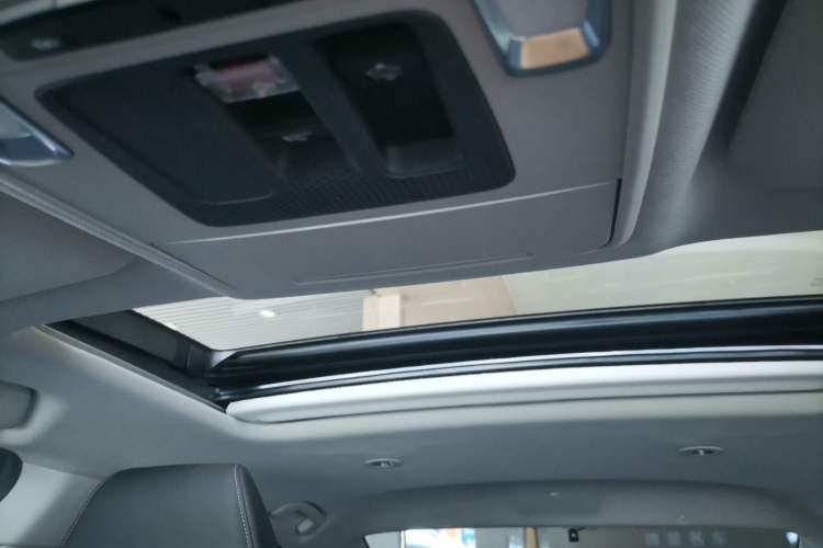 Used Honda Accord 2024 260TURBO Luxury Edition Headliner