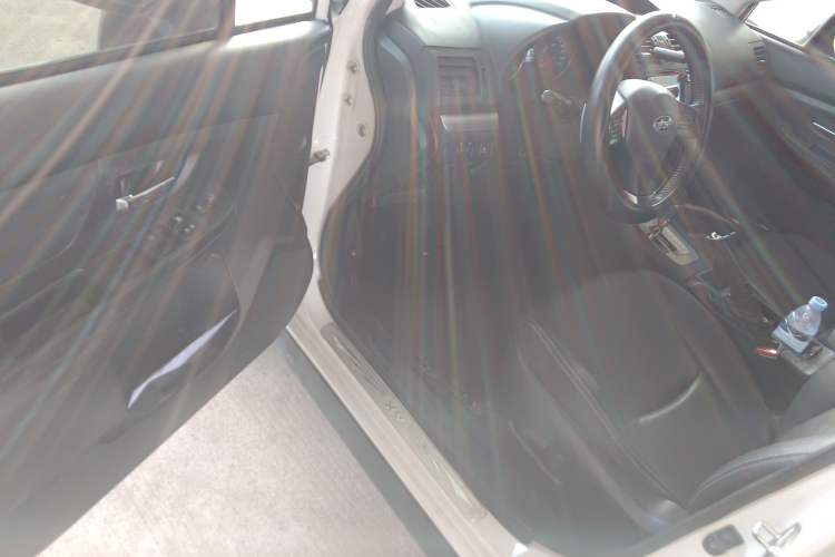 Used Subaru XV 2014 2.0i Elite Edition
