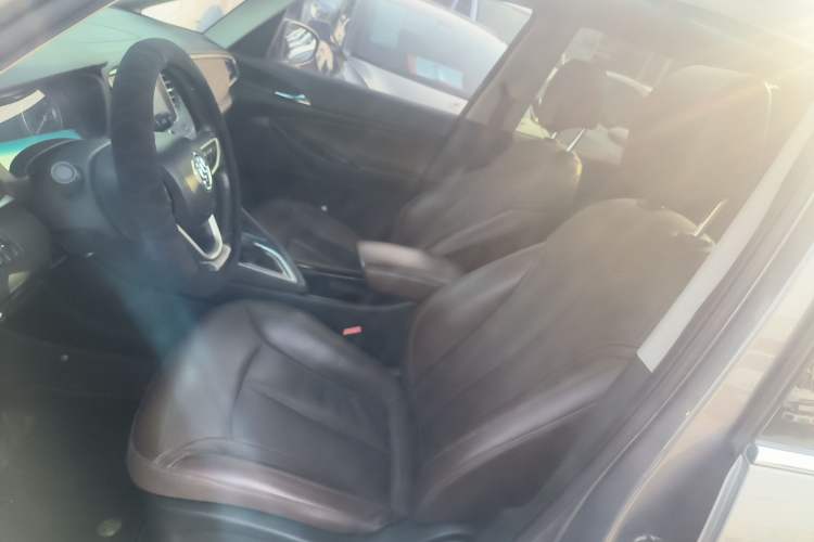 Used Buick GL6 2019 18T 6-Seater Connected Luxury Version China V Standard
