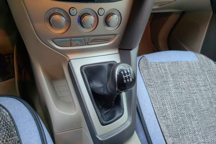 Used Ford Focus 2012 Sedan 1.6L Manual Comfort Model