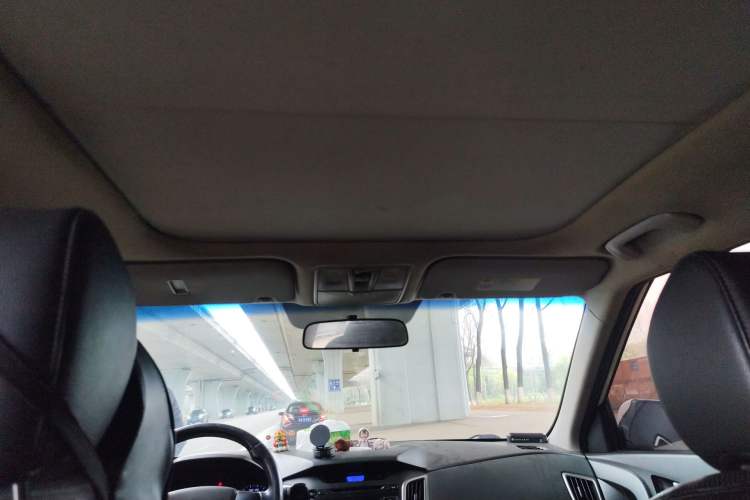 Used Hyundai ix25 2015 1.6L Automatic Two-Wheel Drive Smart GLS Trim
