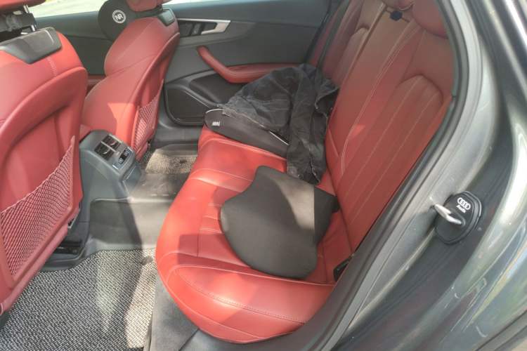 Used Audi A4L 2023 40 TFSI Luxury Dynamic Model Left Rear Seat