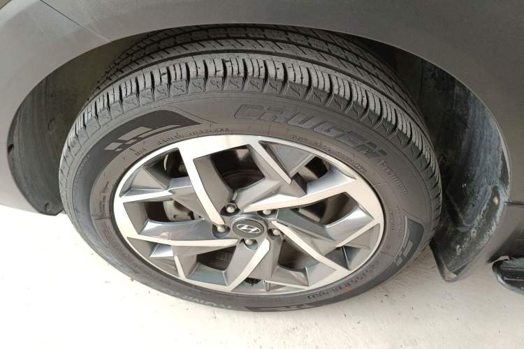 Used Hyundai Tucson 2019 280TGDi Dual-Clutch Two-Wheel Drive Fashion Edition China VI Standard Left Front Wheel Hub