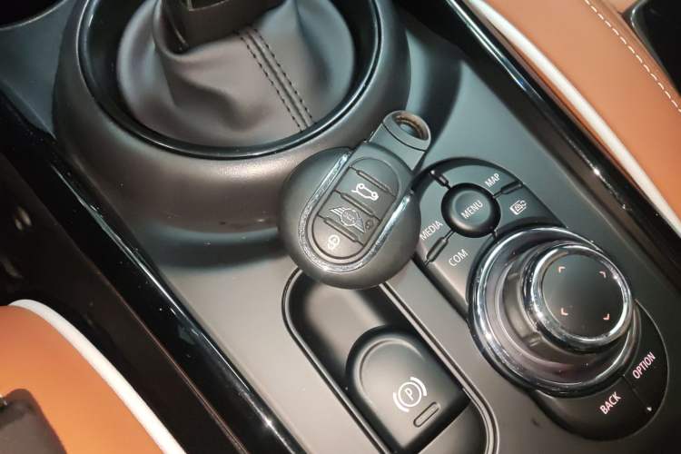 Used MINI Clubman 2023 Refresh 1.5T COOPER Connoisseur
