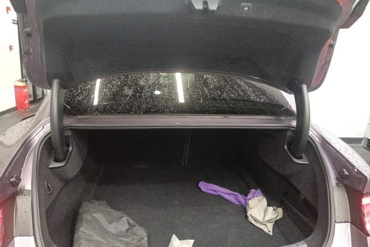 Used Xiaomi Auto SU7 2024 Rear-Drive Long-Range Intelligent Driving Version Trunk