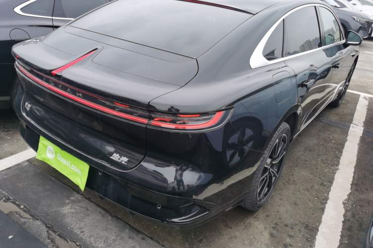 Used VOYAH PASSION 2024 PHEV Four-Wheel Drive Ultra-Long Range Flagship Model Rear Right 45 Deg