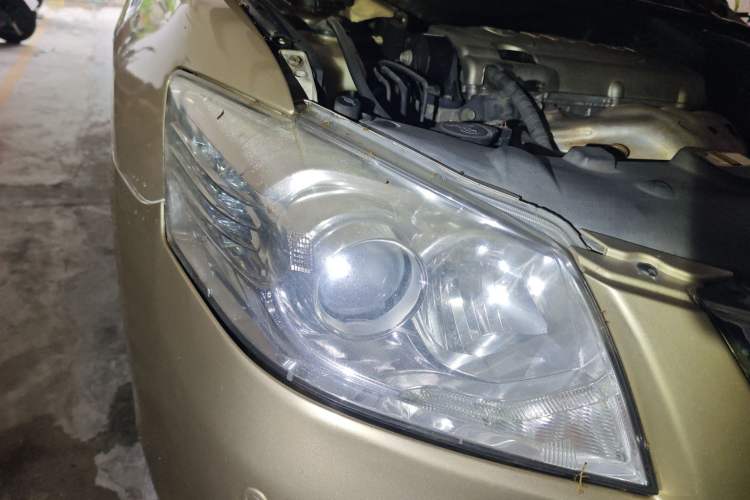 Used Toyota Camry 2011 240G Classic Anniversary Edition Right Front Headlight