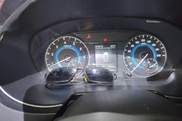 Used Dongfeng Fengon S560 2018 1.8L Manual Comfort 7-Seater Instrument Cluster