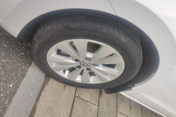 Used Volkswagen Golf Sportsvan 2016 230TSI Automatic Trend Edition
