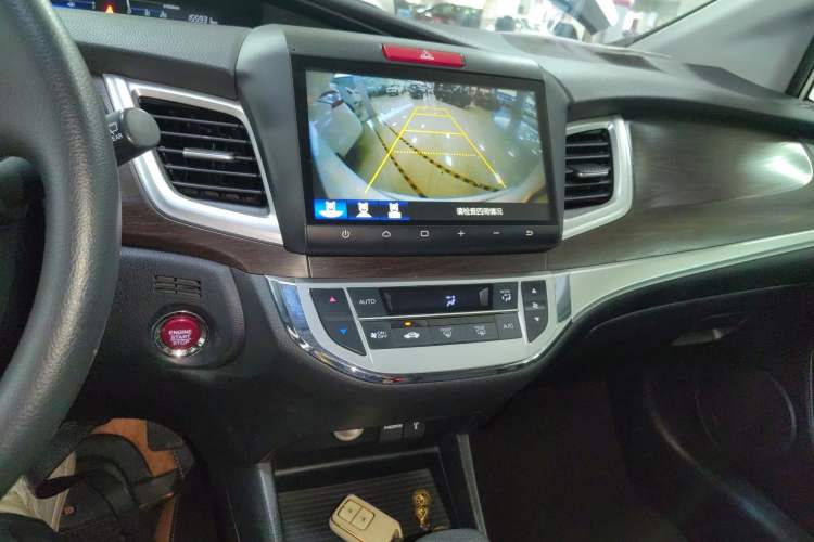 Used Honda Jade 2016 1.8L Automatic Comfort Elite Version 5 Seats Audio And AC Panel