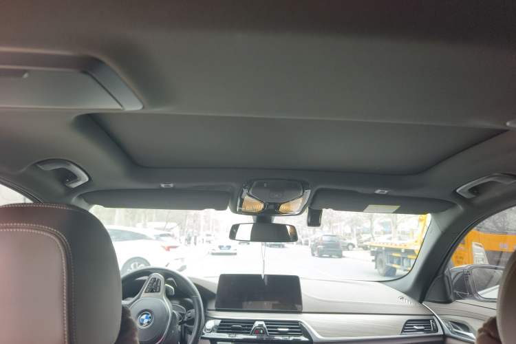 Used BMW 5 Series 2022 530Li Leading Model M Sport Package
