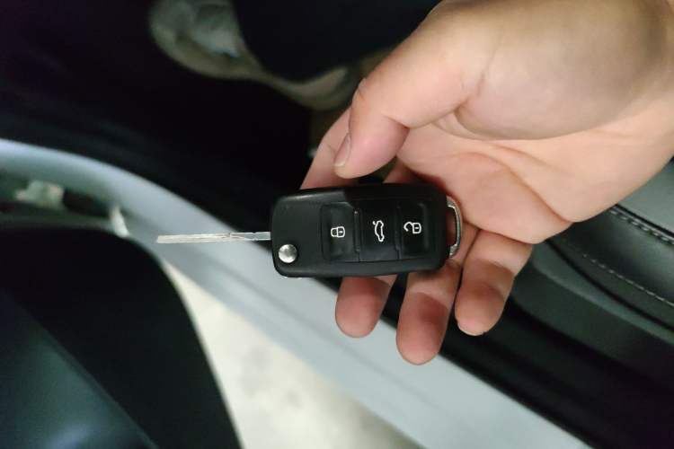 Used Skoda Fabia 2015 1.6L Automatic Sport Edition
