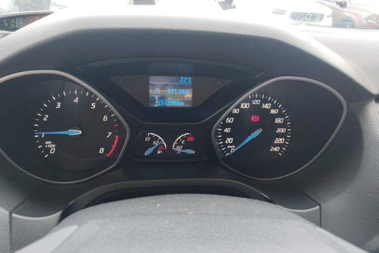 Used Ford Focus 2012 Sedan 1.6L Manual Fashion Edition
