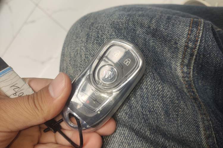 Used Buick GL8 2023 ES Lu Zun Comfort Model