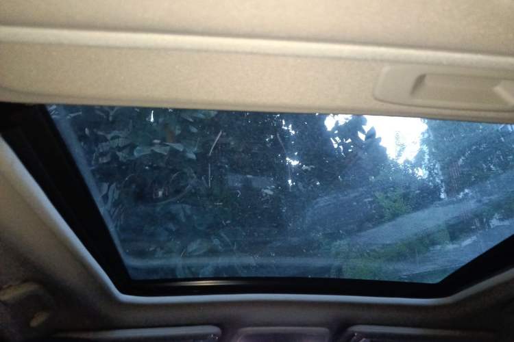 Used Subaru Forester 2019 2.0i Luxury Edition EyeSight Headliner