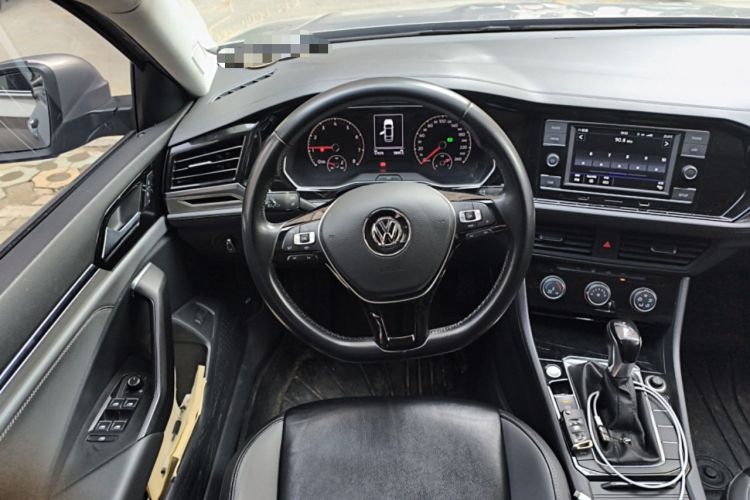 Used Volkswagen Sagitar 2019 280TSI DSG Comfort Version China VI Standard Steering Wheel