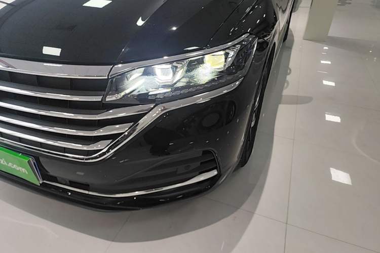 Used Volkswagen Viloran 2024 380TSI Luxury Edition
