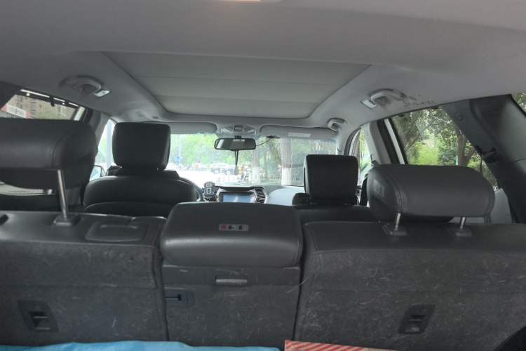 Used Hyundai Santa Fe 2013 2.4L Automatic Two-Wheel Drive Smart Version Headliner