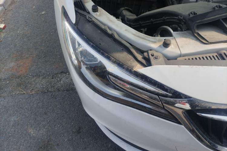 Used Buick GT 2021 Exemplar 1.5L Automatic Elite Version Right Front Headlight