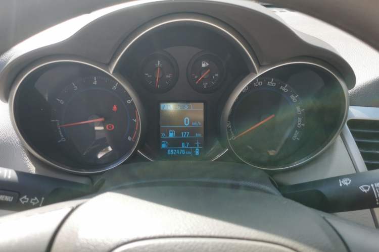 Used Chevrolet Cruze 2015 1.5L Classic SL MT Instrument Cluster