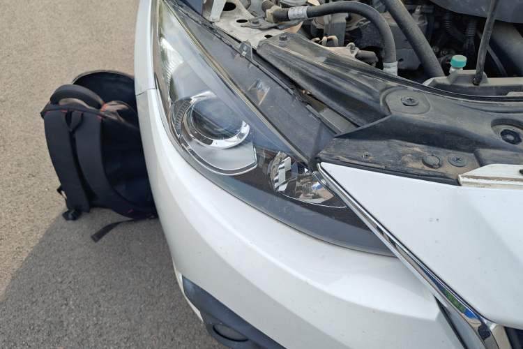 Used Mazda 3 Axela 2016 Sedan 1.5L Manual Luxury Model Right Front Headlight